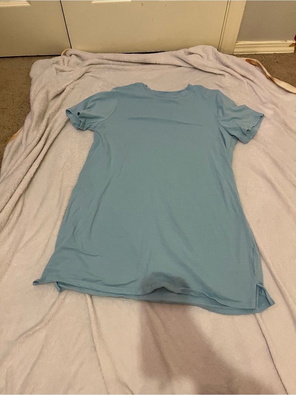 Old Navy Women's Pale Blue Short Sleeve Crewneck Tee